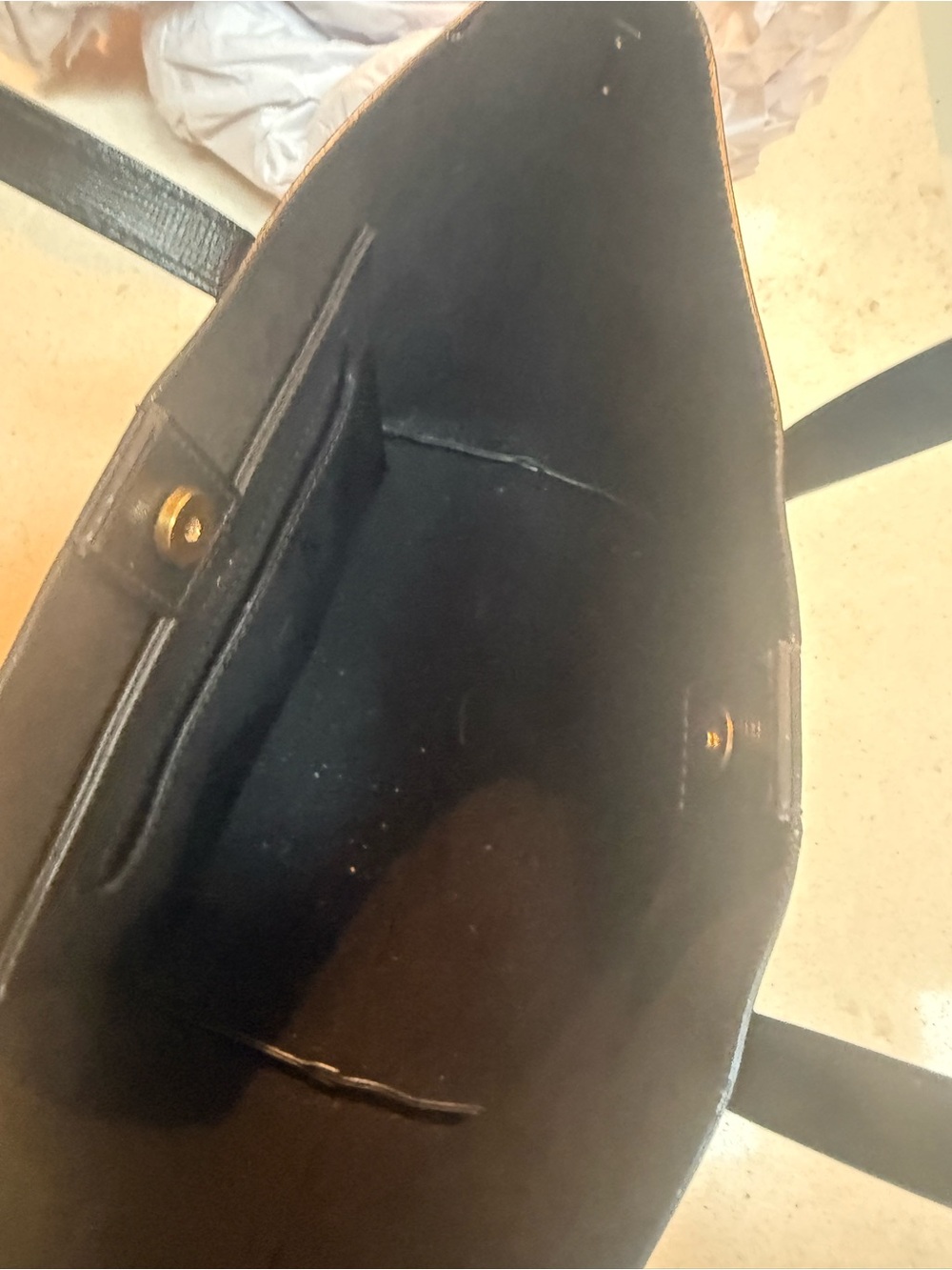 Tom Ford cross body Black Tote with signature “T” straps - Picture 9 of 9